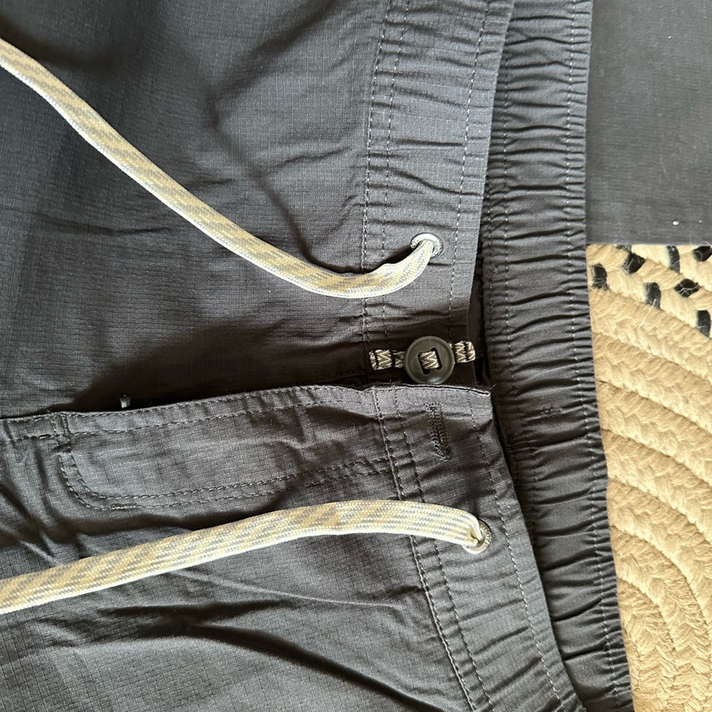 Ladies pants